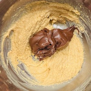 Fursecuri fragede și aromate umplute cu ciocolată