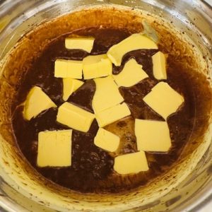 Fursecuri fragede și aromate umplute cu ciocolată