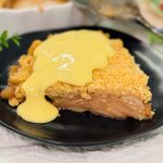 Apple crumble cu sos de vanilie