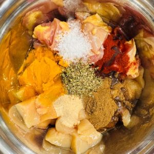 Friptură de pui la tigaie cu sparanghel