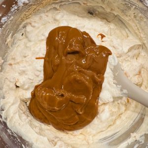 Biscuiți imperiali cu dulceață de lapte și ciocolată