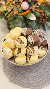 Biscuiți imperiali cu dulceață de lapte și ciocolată