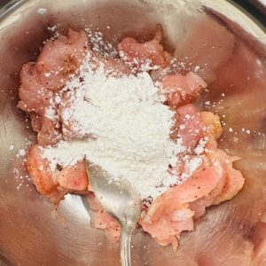 Piept de pui cu ananas în stil asiatic