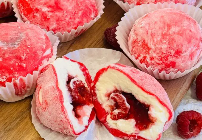 Mochi cu zmeură și mascarpone