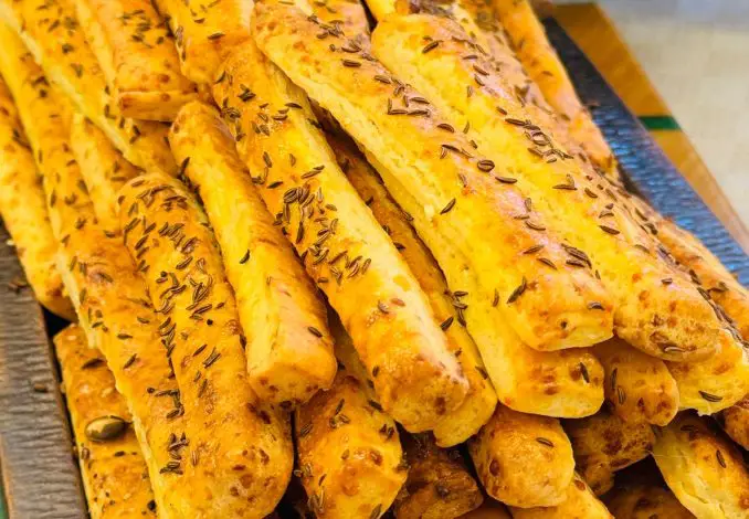 Sărățele cu brânză de oaie