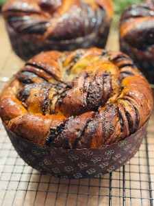 Cozonac babka cu cacao bine însiropat