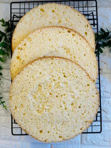 Blat de tort - Blat de pandișpan pufos și cu rezultat garantat