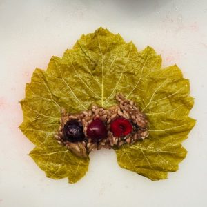 Sarmale cu vișine - Rețetă turcească de post