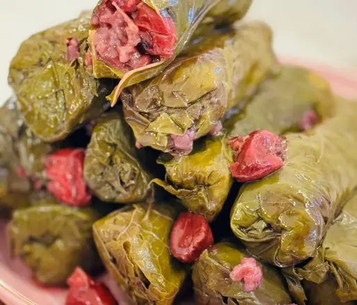 Sarmale cu vișine - Rețetă turcească de post