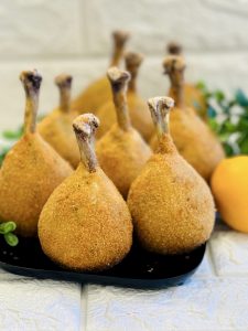Polpetine de pui cu cartofi în crustă crocantă