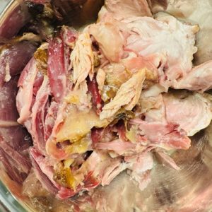 Tobă din ciolan de porc - sursă de proteină și colagen