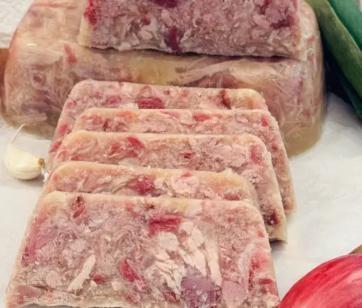 Tobă din ciolan de porc - sursă de proteină și colagen