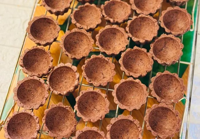 Coji de tartă cu cacao