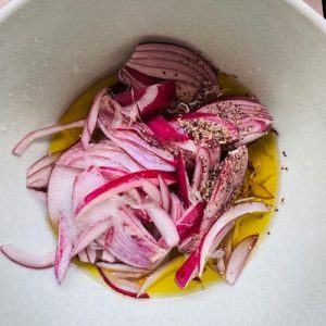 Salată de avocado în stil caraibean – Rețetă simplă, fresh și plină de aromă