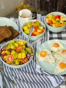 Salată de avocado în stil caraibean – Rețetă simplă, fresh și plină de aromă
