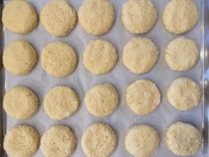 Fursecuri cu nucă de cocos în stil Caraibian - Rețetă fără gluten, aromata si ușor de făcut