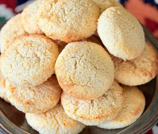 Fursecuri cu nucă de cocos în stil Caraibian - Rețetă fără gluten, aromata si ușor de făcut