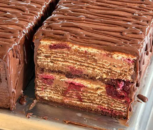 Tort 2 în 1 - Doboș combinat cu vișine