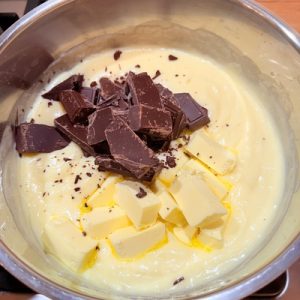 Tort snickers creamy crunch