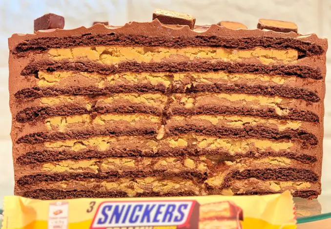 Tort snickers creamy crunch