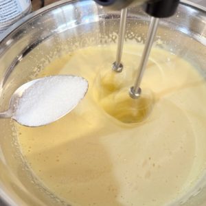Tort Brigadeiro Duo cu ciocolată albă și neagră