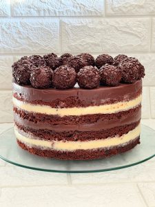 Tort Brigadeiro Duo cu ciocolată albă și neagră