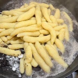 Puțe cu mac - Nudli - Vuțârli - Puțișoare