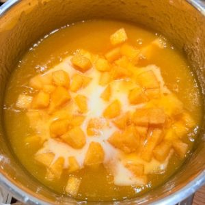 Tort melon velvet
