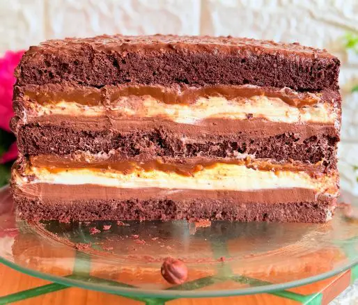 Tort Aluna de aur