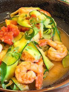 Paste de Zucchini cu Creveți sau Fettuccine din Zucchini