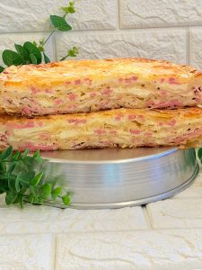 Plăcintă cu șuncă și cașcaval