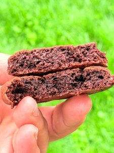 Biscuiți crăpați satinați