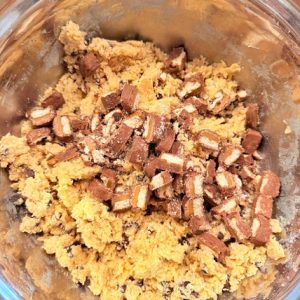 Fursecuri Twix cu caramel si ciocolată - Twix cookies 