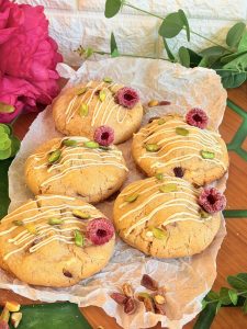 Cookies cu zmeură și fistic 