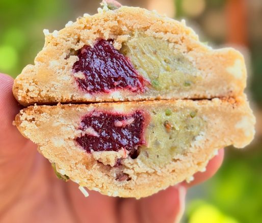 Cookies cu zmeură și fistic