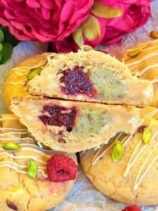 Cookies cu zmeură și fistic