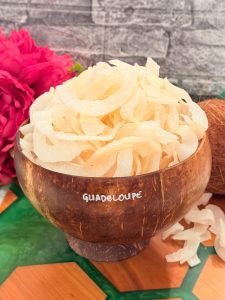 Fâșii de cocos îndulcite pentru prăjituri și decor