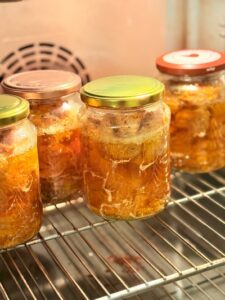 Carne de porc la borcan pentru iarnă