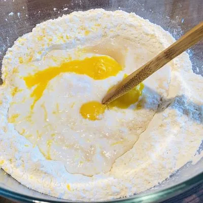 Pide cu brânză dulce și stafide