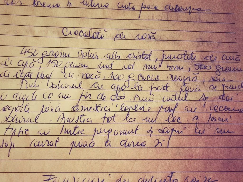 Ciocolată de casă cu vișine, ciocolata copilăriei mele, cel mai bun baton de ciocolată