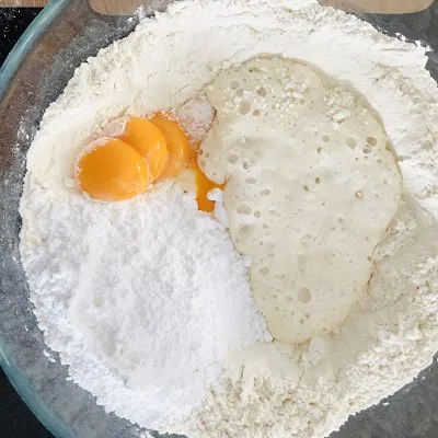 Cornuri pufoase cu Nutella de casă