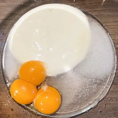 Ștrudel cu brânză și afine, rețetă simplă
