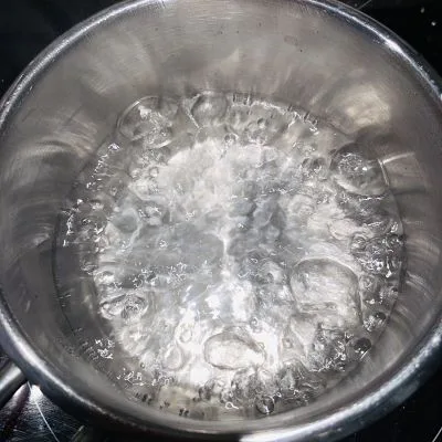 Tort Apuseni cu ciocolată, zmeură și mascarpone