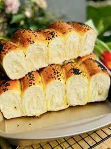 Cozonac babka cu cacao bine însiropat